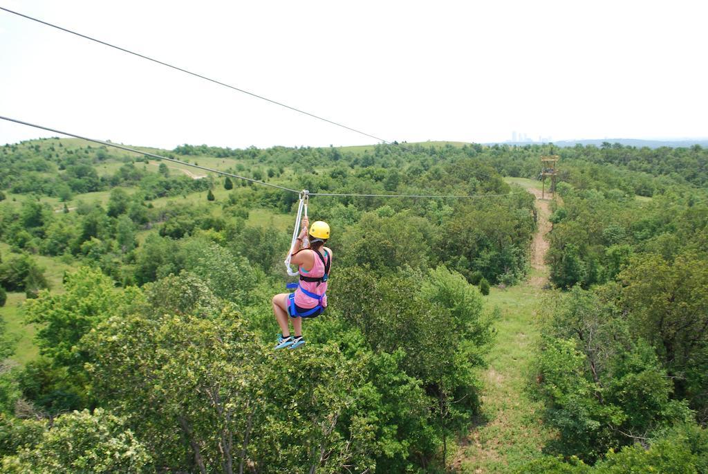 Postoak Lodge And Retreat Tulsa Phòng bức ảnh