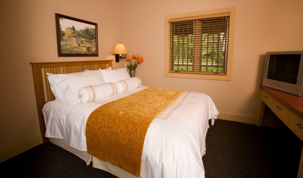Postoak Lodge And Retreat Tulsa Phòng bức ảnh
